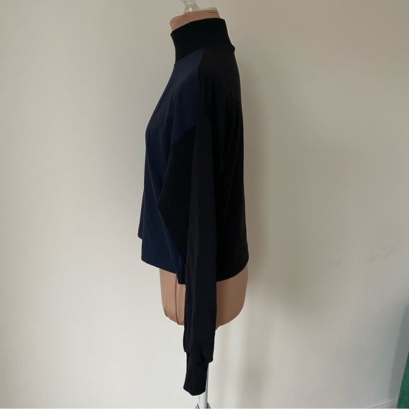 Athleta Color Block Navy Blue Black Funnel Mock Neck Sweatshirt 466920 EUC Sz XS - Picture 5 of 12